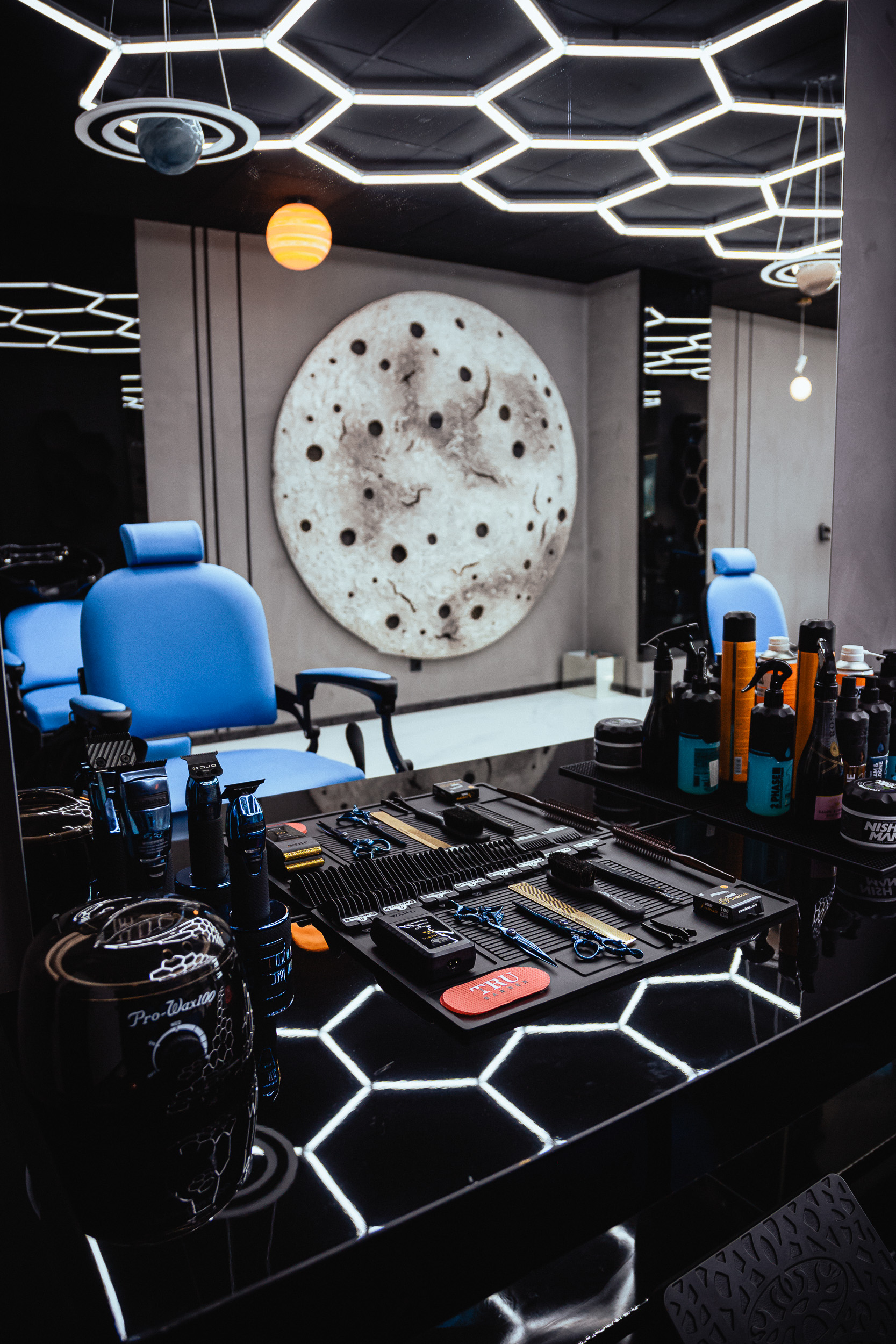 Atmosféra v Space Barber Trenčín